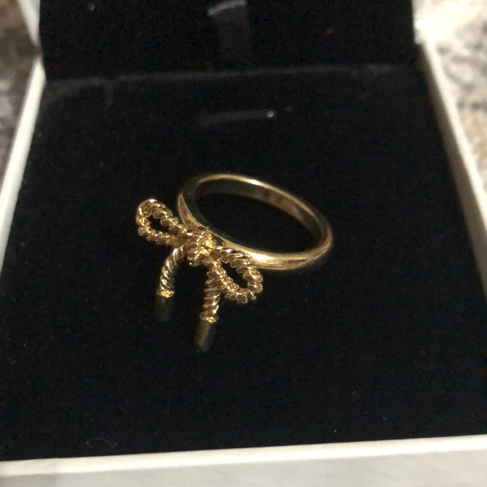 Ring - Picture 2 of 3